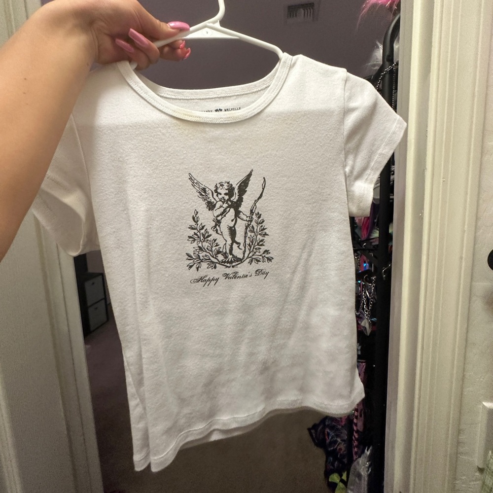 Brandy Melville happy Valentine’s Day shirt